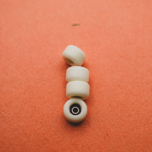 DAFT "LO" Brilliant White